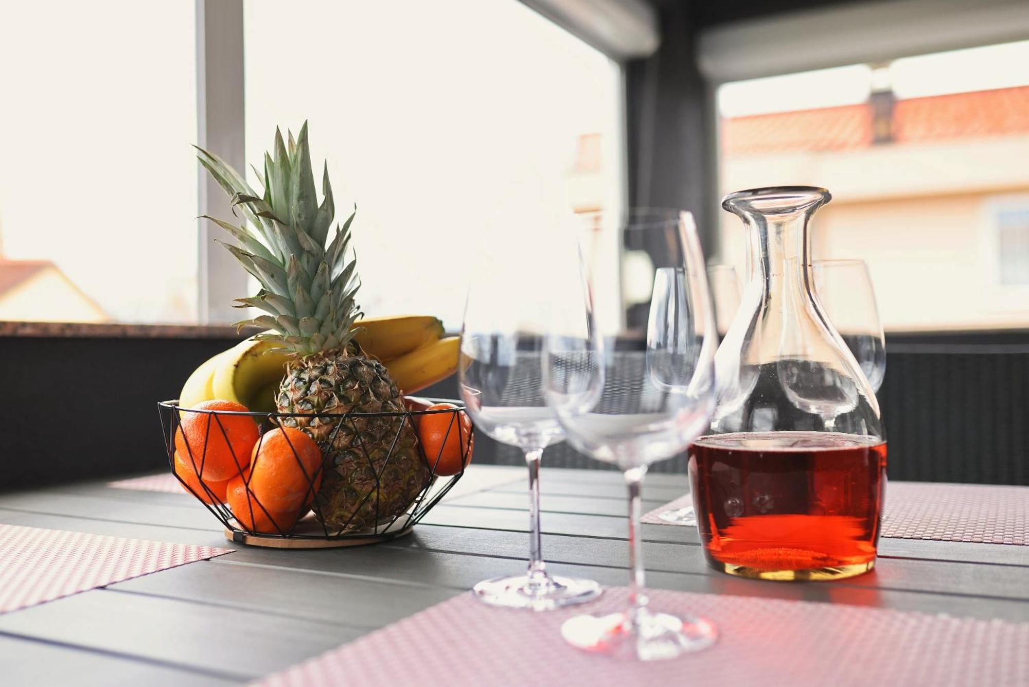 Apartments Rosini, 300M From The Beach With Shared Tavern And Bikes, นิน ภายนอก รูปภาพ